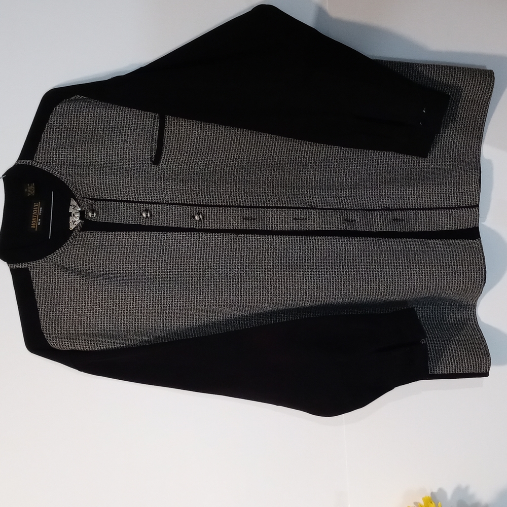 Montique NY Men's walking suit